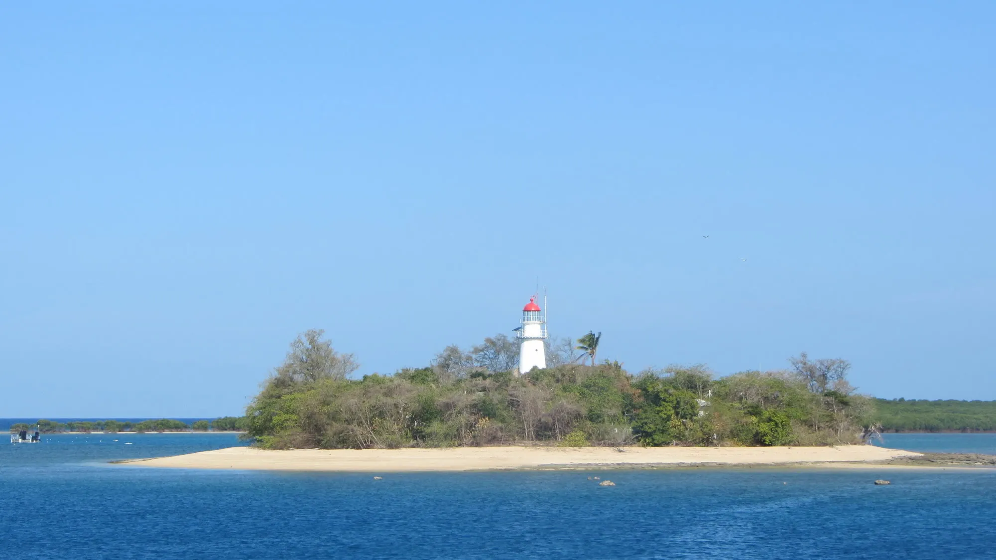 Low Isles lighthouse on its coral cay
